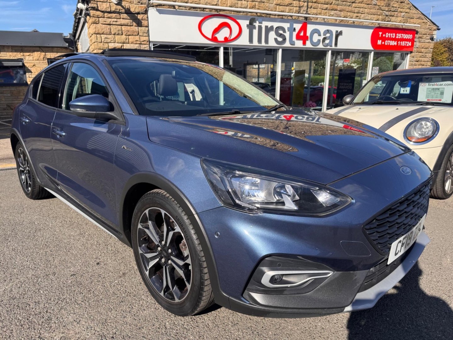 2019 Ford Focus — image 1