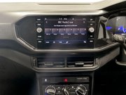 Volkswagen T-Cross 1.0 TSI SE SUV 5dr Petrol DSG Euro 6 (s/s) (110 ps) Air Con - Bluetooth - D 18