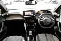 Peugeot 2008 PURETECH EAT8 S/S ALLURE 3