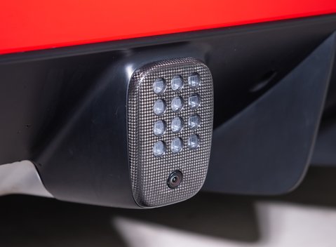 Ferrari 488 SPIDER 37