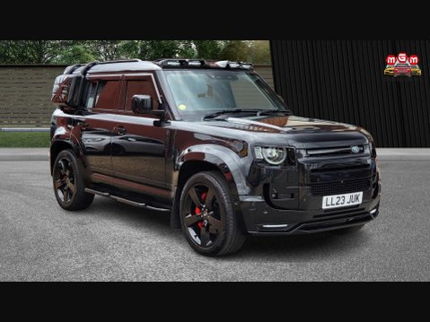 Land Rover Defender HSE MHEV 9