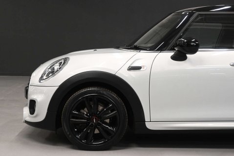 Mini Hatch 1.5 Cooper Sport Auto 5dr 20