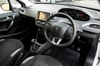 Peugeot 208 ACTIVE 4
