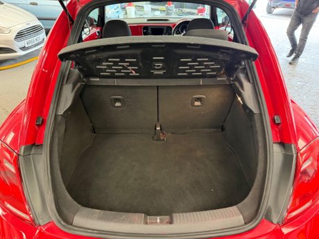Volkswagen Beetle 2.0 TDI BlueMotion Tech Design Euro 6 (s/s) 3dr 26