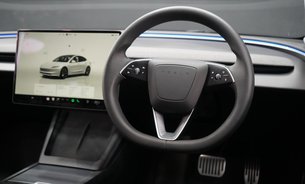 Tesla Model 3 LONG RANGE AWD Enhanced Autopilot AutoPark & Summon              17
