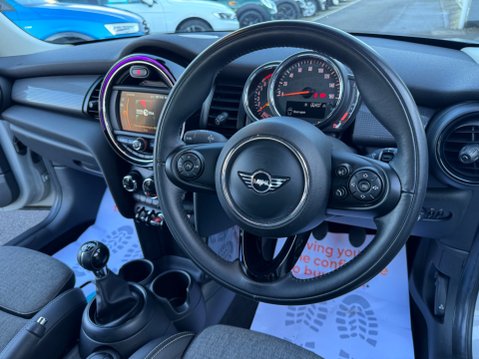 Mini Hatch 1.5 Cooper Euro 6 (s/s) 3dr 36