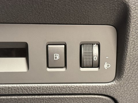 BYD Seal U 1.5 DM-i PHEV AWD Design Auto 35