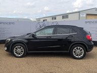 Mercedes-Benz GLA GLA200 SE 4