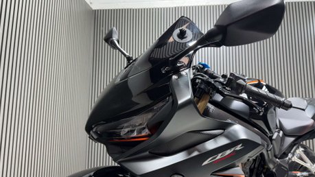 Honda CBR 2023 ONLY 4K LONG MOT WARRANTY 1 OWNER 650CC 10