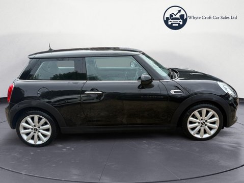 Mini Hatch 1.5 Cooper Euro 6 (s/s) 3dr 9