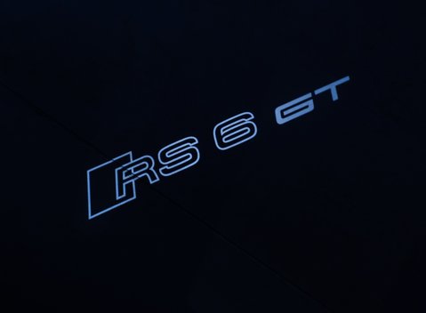 Audi RS6 GT 36
