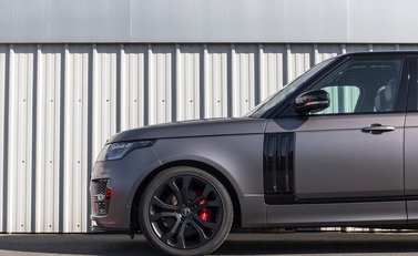 Land Rover Range Rover 4.4 SDV8 Autobiography Bespoke by SVO 33