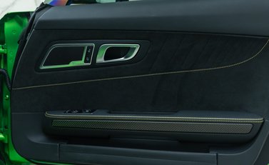 Mercedes-Benz AMG GT R 23