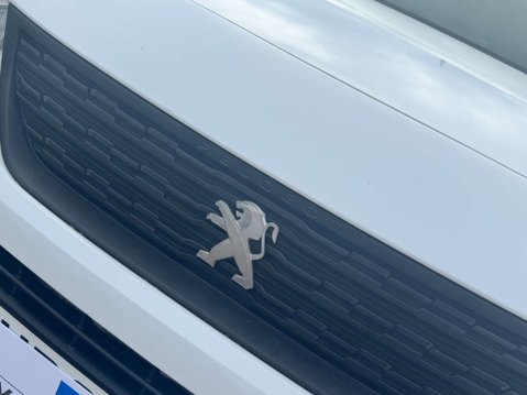 Peugeot Partner 1.5 Partner Professional Premium+ BHDi 14