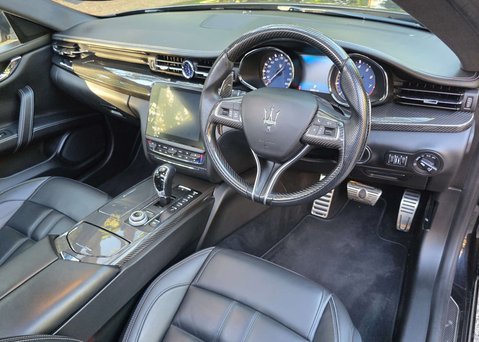 Maserati Quattroporte 3.0 V6 S GranSport Saloon 4dr Petrol ZF Euro 6 (s/s) (410 ps) 35