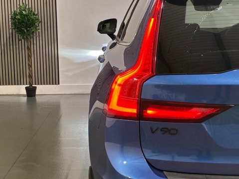 Volvo V90 2.0 D4 R-Design Auto Euro 6 (s/s) 5dr 50