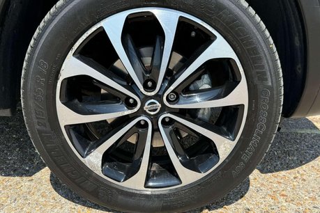 Nissan Qashqai 1.6 dCi 360 SUV 5dr Diesel Manual 4WD Euro 5 (s/s) (130 ps) 18