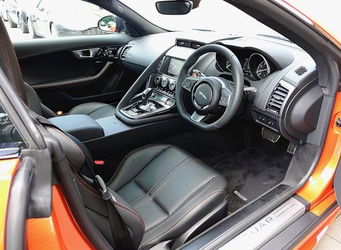 Jaguar F-Type S V6 Coupe 25