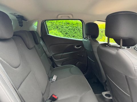 Renault Clio 0.9 TCe Iconic Euro 6 (s/s) 5dr 18