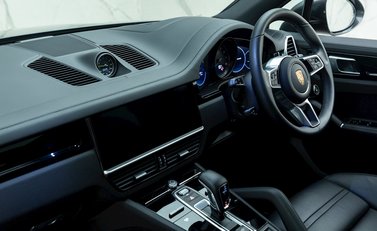 Porsche Cayenne E-Hybrid 15