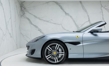 Ferrari Portofino 32
