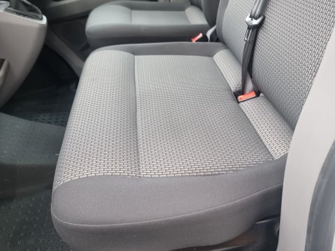 Volkswagen Transporter T28 TDI P/V HIGHLINE 20