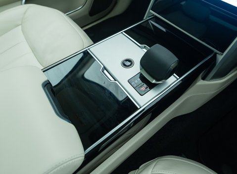 Land Rover Range Rover D350 AUTOBIOGRAPHY LWB 26