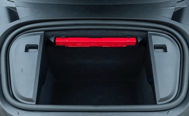 Porsche Taycan Turbo 36