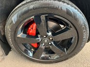 Land Rover Defender X MHEV 18