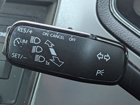 SEAT Ibiza SE DESIGN 25