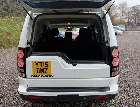 Land Rover Discovery 3.0 Discovery SE SDV6 Auto 4WD 5dr 42