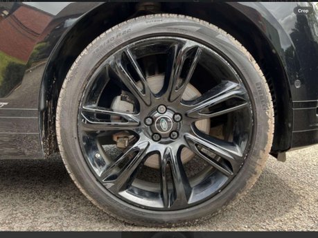 Land Rover Range Rover Velar 3.0 Range Rover Velar R-Dynamic HSE D300 Auto 4WD 5dr 17