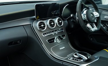 Mercedes-Benz C63 AMG S FINAL EDITION 19