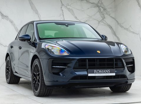 Porsche Macan GTS 1