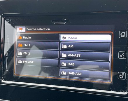 Suzuki Ignis 1.2 Ignis SZ-T DualJet 5dr 28