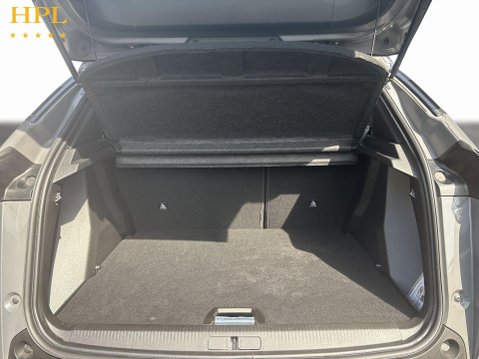 Peugeot 2008 1.2 PureTech GT SUV 5dr Petrol EAT Euro 6 (s/s) (130 ps) Air Con - Bluetoot 21