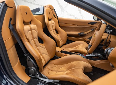 Ferrari 488 SPIDER 17