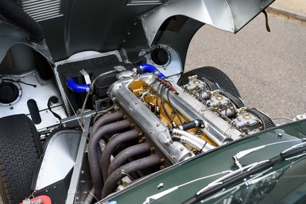 Jaguar E-Type 3.8 Semi Lightweight 37