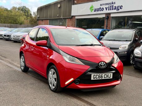 Toyota Aygo 1.0 Aygo X-Play VVT-i 5dr