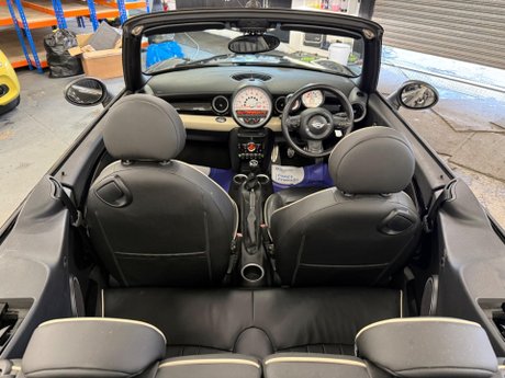 Mini Convertible 1.6 Cooper S Euro 5 (s/s) 2dr 30
