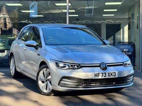 Volkswagen Golf STYLE ETSI DSG 2
