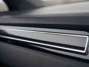 Porsche Cayenne TURBO S E-HYBRID 15