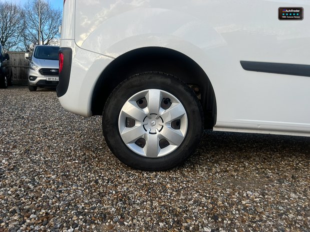 Renault Kangoo LWB L2H1 Low Roof Business Plus M19 Air Con Sensors EURO 6 NO VAT 18