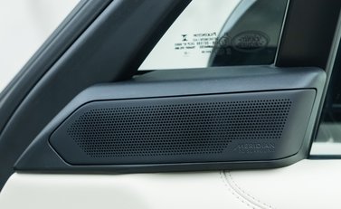 Land Rover Range Rover D350 SE 26