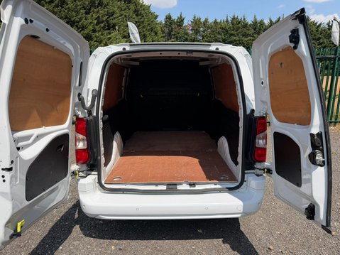 Vauxhall Combo L2H1 2300 PRO S/S 19