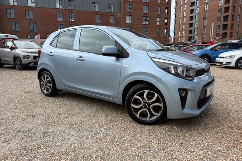 Kia Picanto WAVE. 6 MAIN DEALER SERVICES.. ONLY ONE OWNER.. REVERSING CAMERA.. A/C 12