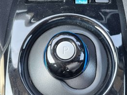 Nissan LEAF Leaf N-Connecta Electric 110Kw 39kWh (AUTOMATIC) 5dr 67