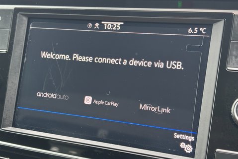 Volkswagen Transporter T32 150 ps Tdi Single Cab Tipper 26