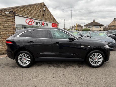 Jaguar F-Pace PORTFOLIO AWD 8