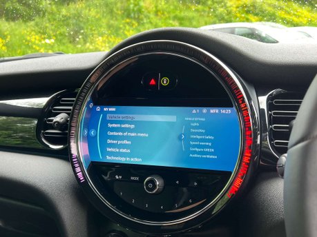 Mini Hatch 2.0 John Cooper Works Auto 3dr 30
